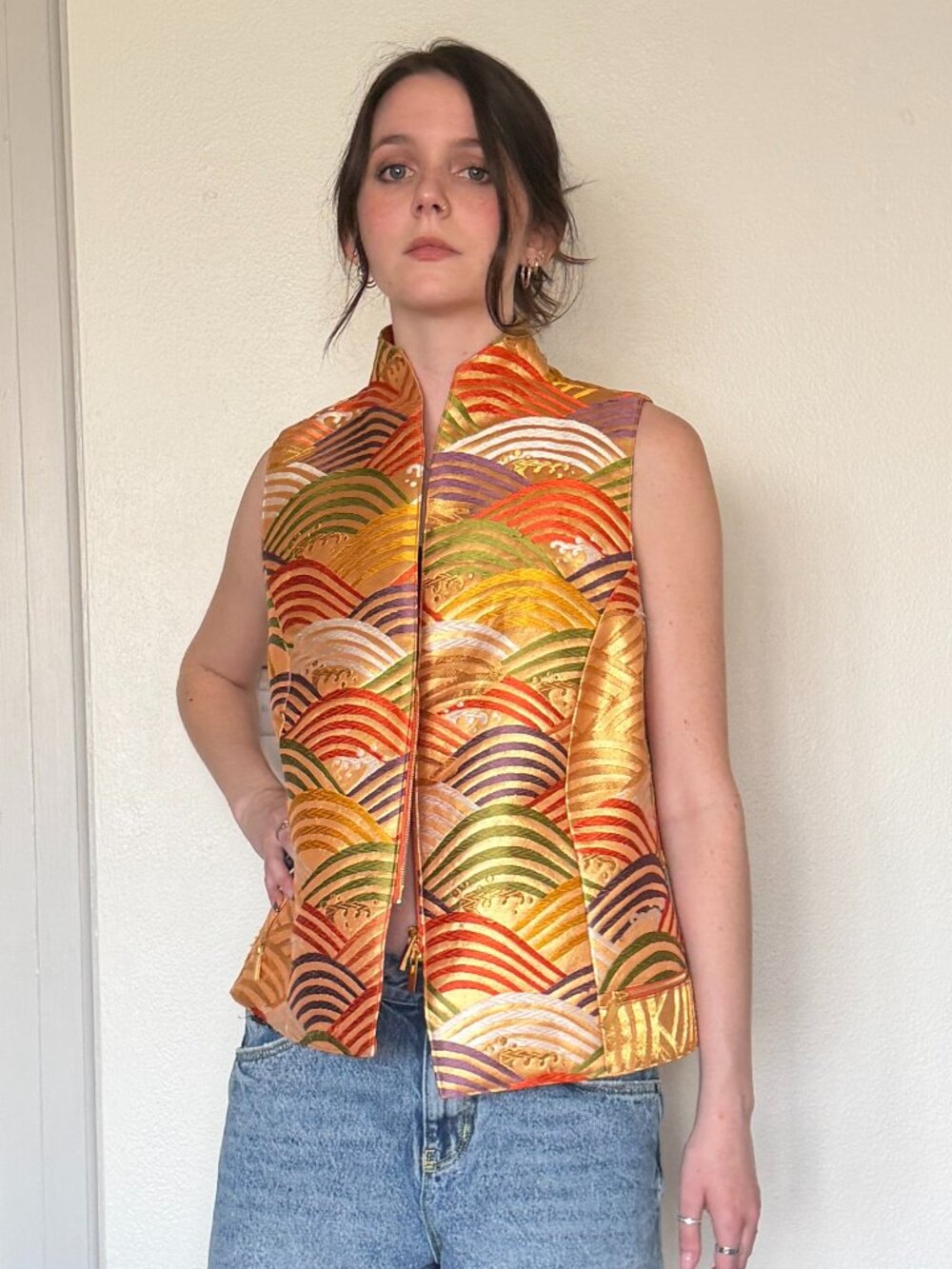 90s Jacquard Vest (L) large orange gold vintage womens zip up mock neck chic